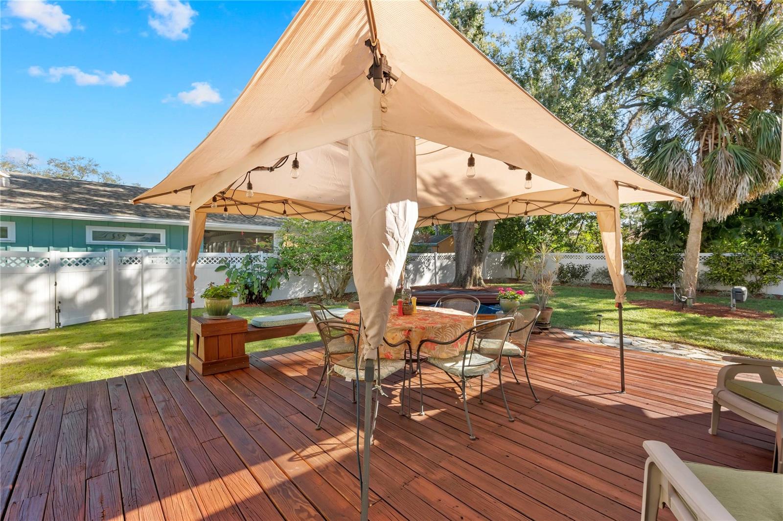 BAY TERRACE & BAY TERRACE ADD - Residential