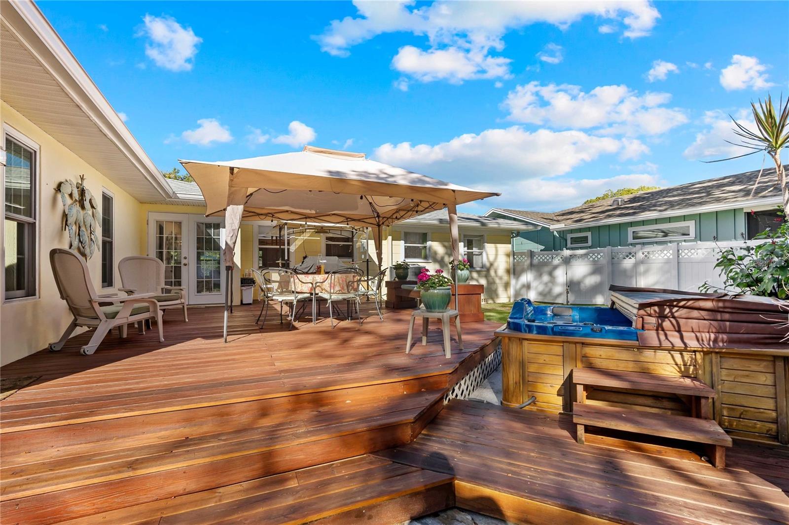 BAY TERRACE & BAY TERRACE ADD - Residential