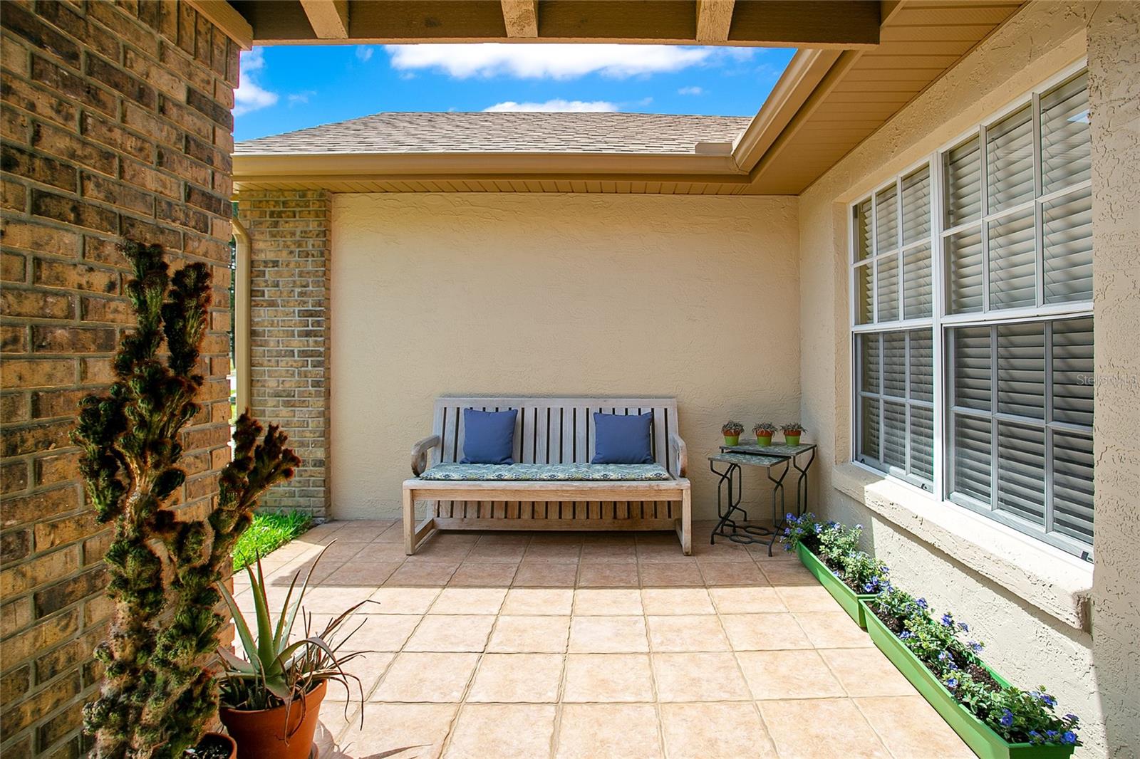 5836 GOLDENWOOD DRIVE