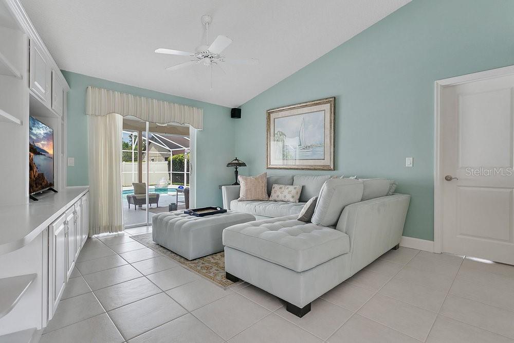5836 GOLDENWOOD DRIVE