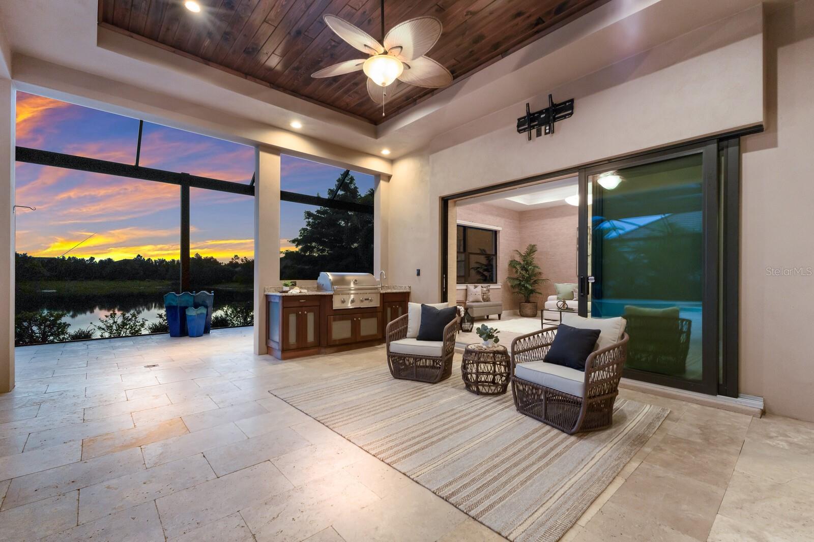 COUNTRY CLUB EAST AT LAKEWD RNCH UU2 - Residential