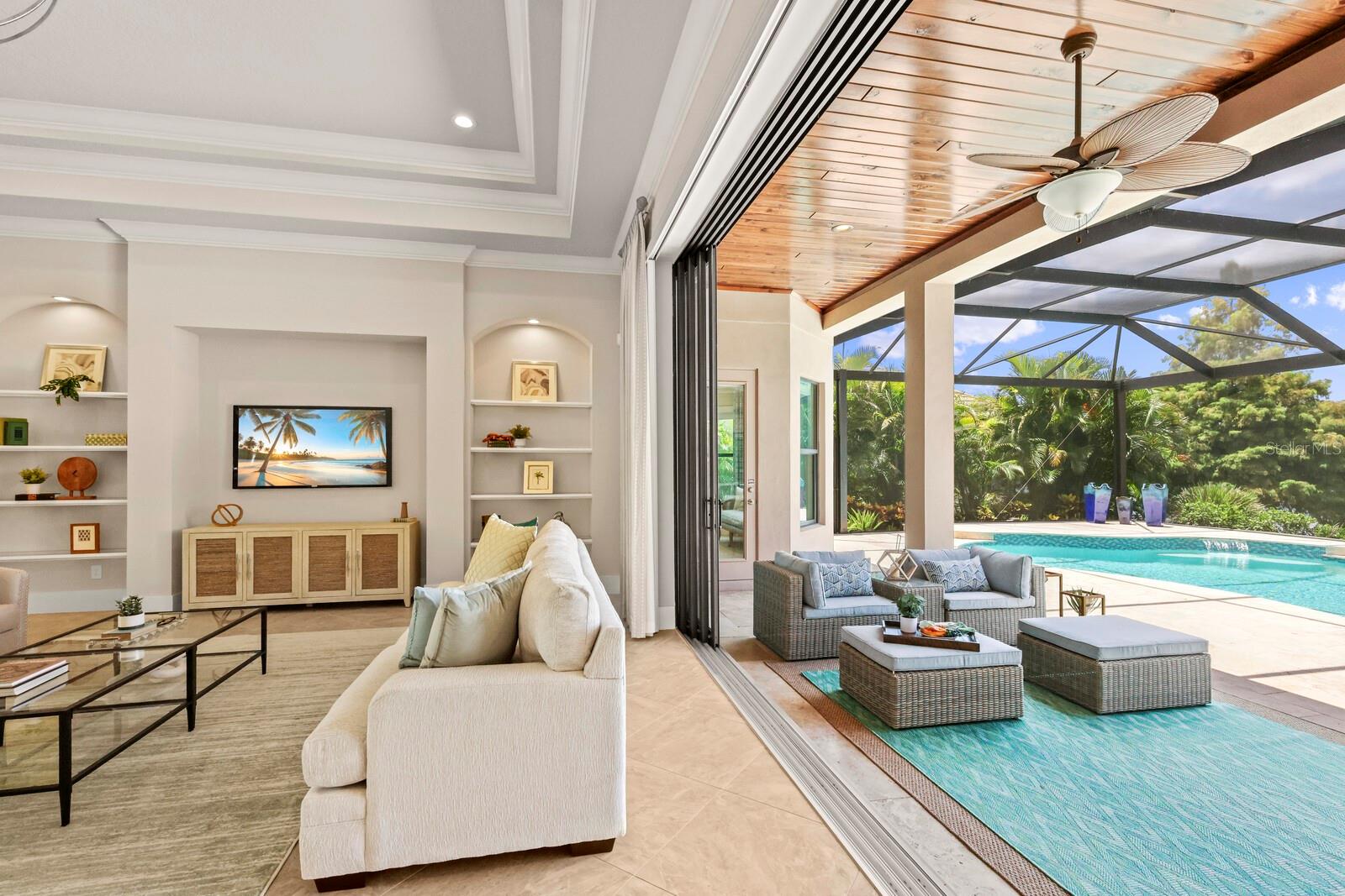 COUNTRY CLUB EAST AT LAKEWD RNCH UU2 - Residential