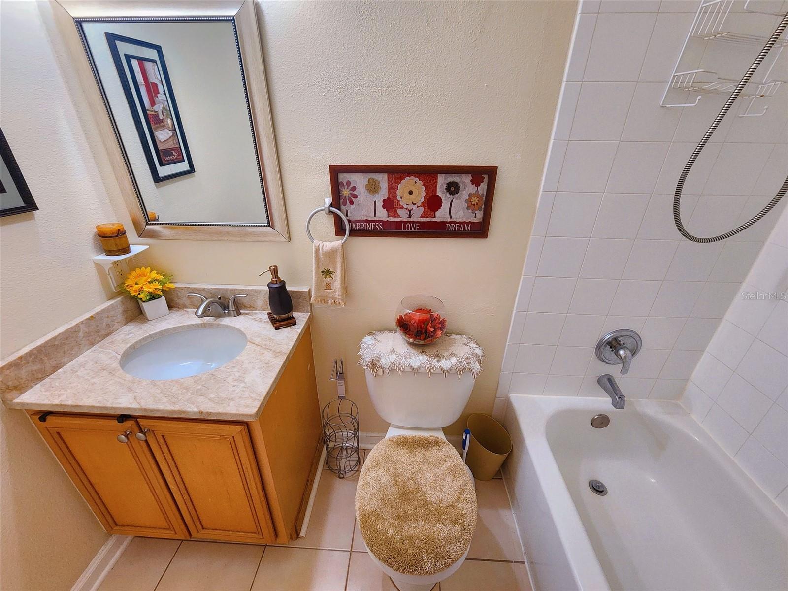 Photo 9 of 31 of 922 VINELAND PL townhome