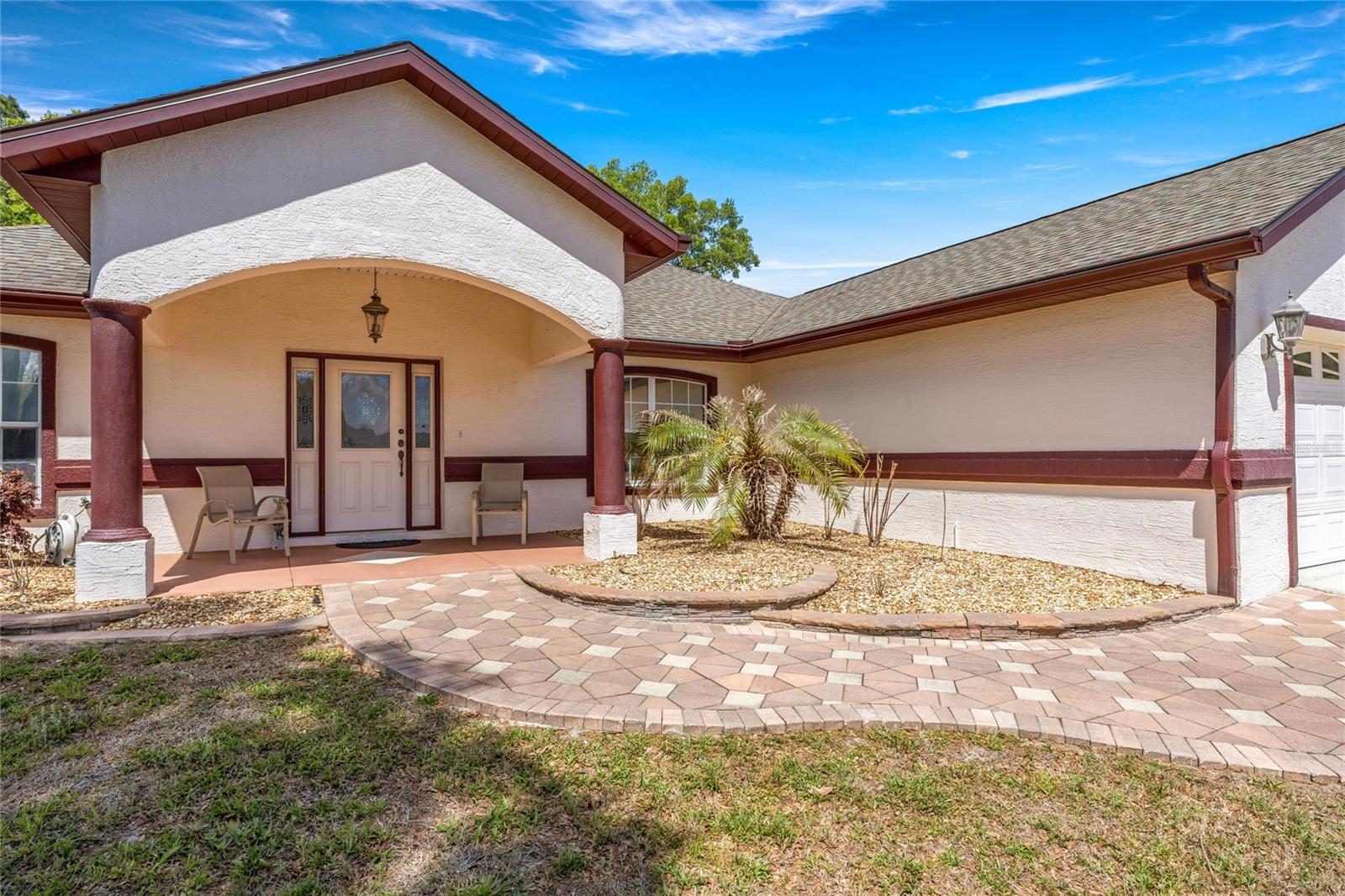 EMERALD POINT - Residential