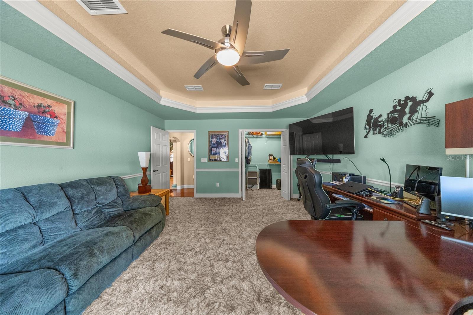 EMERALD POINT - Residential