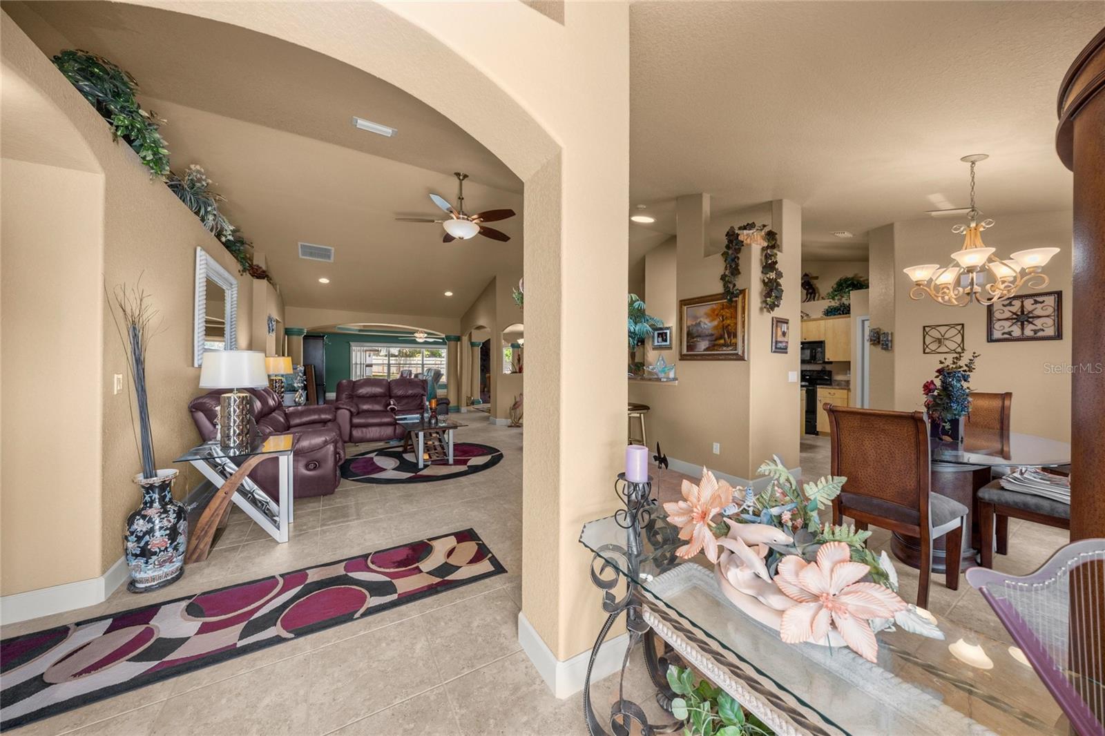 EMERALD POINT - Residential