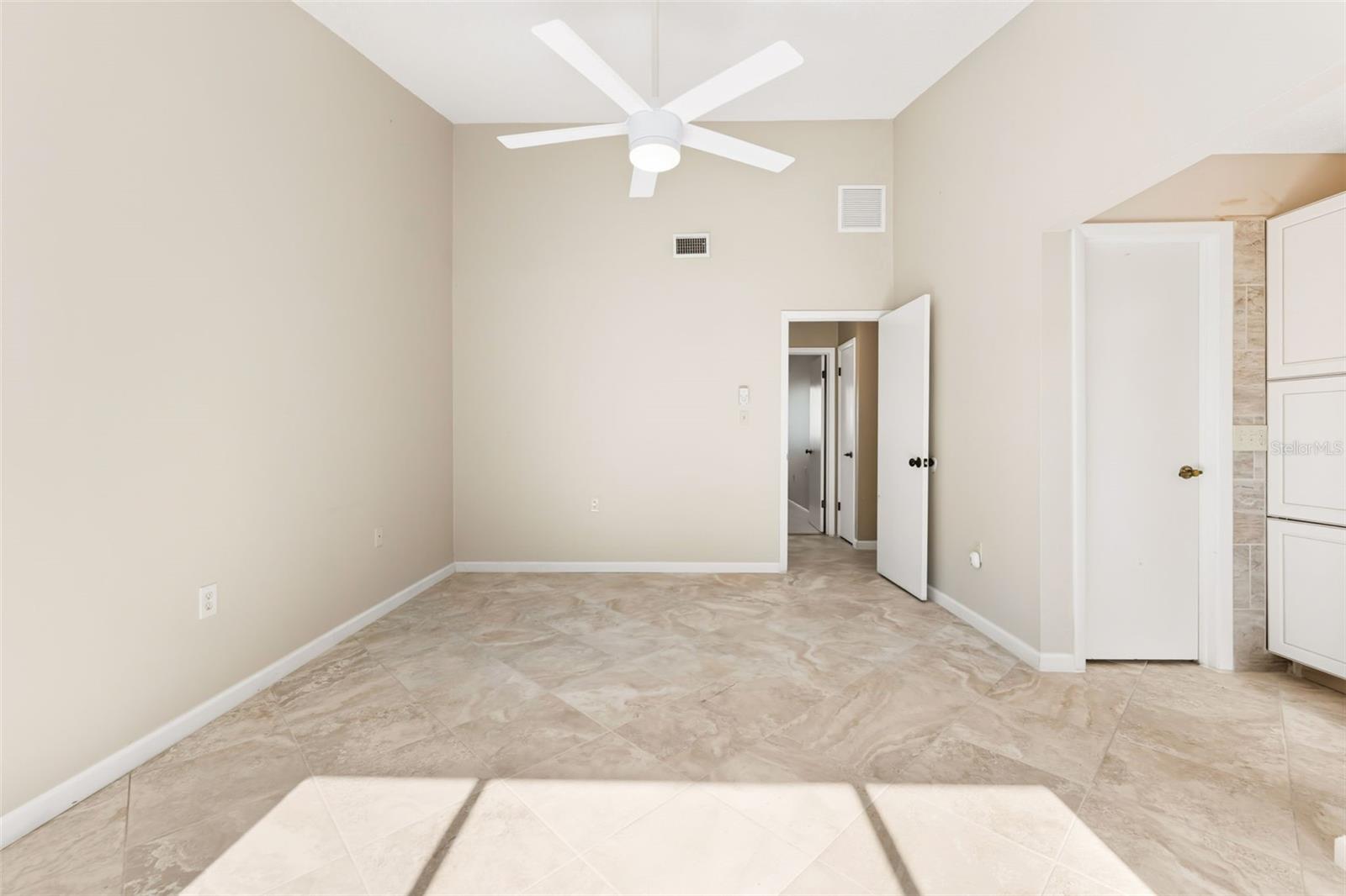 WINDSOR MILL - Residential