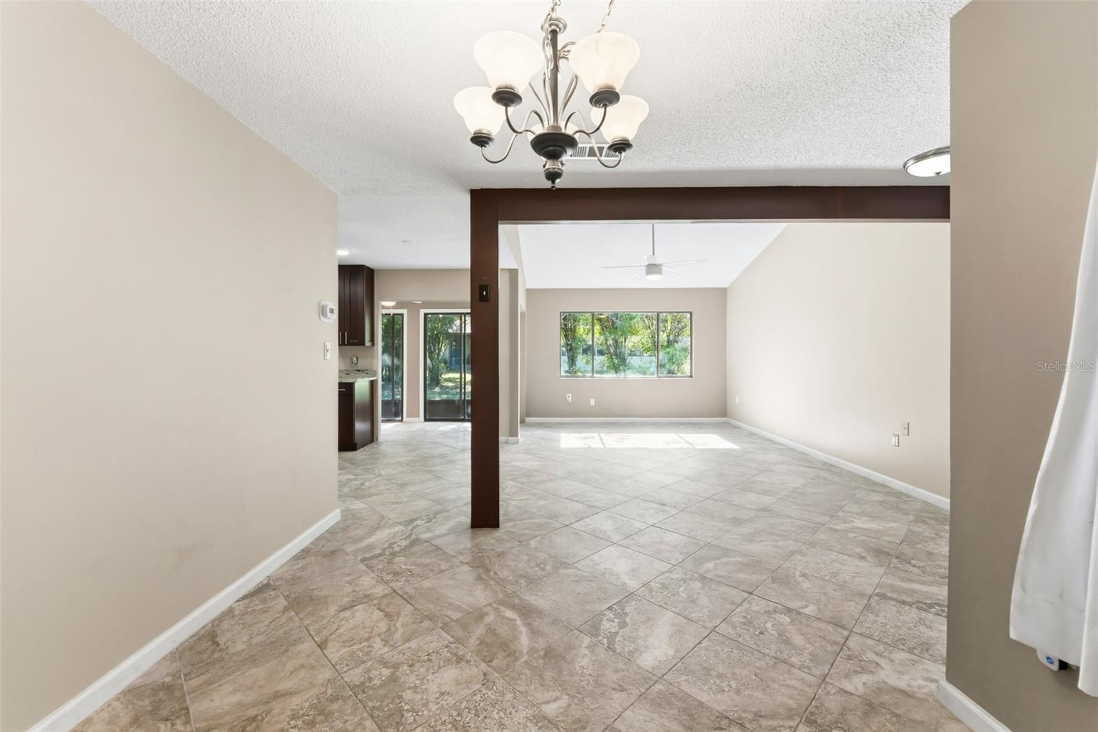 WINDSOR MILL - Residential