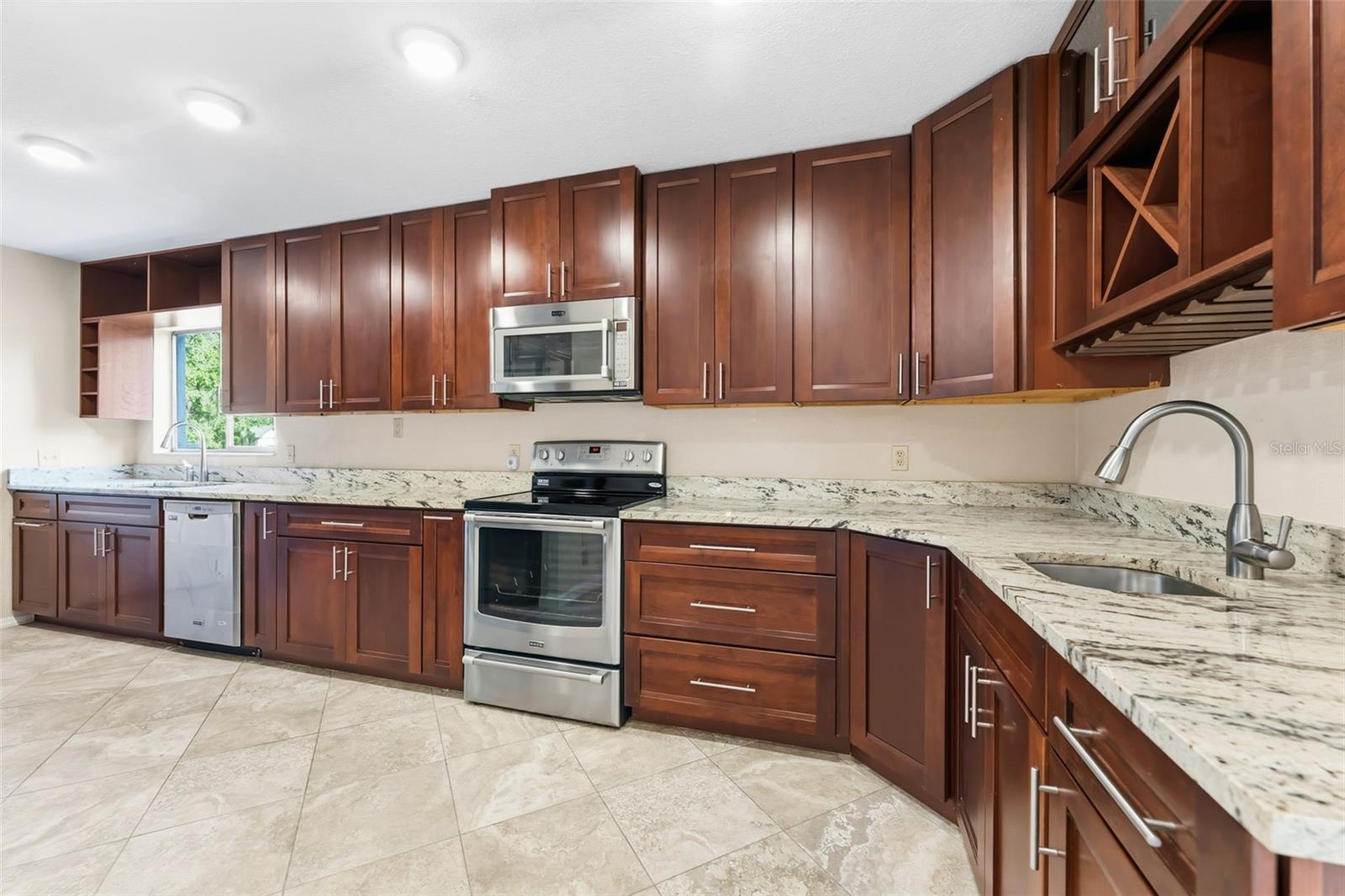 WINDSOR MILL - Residential