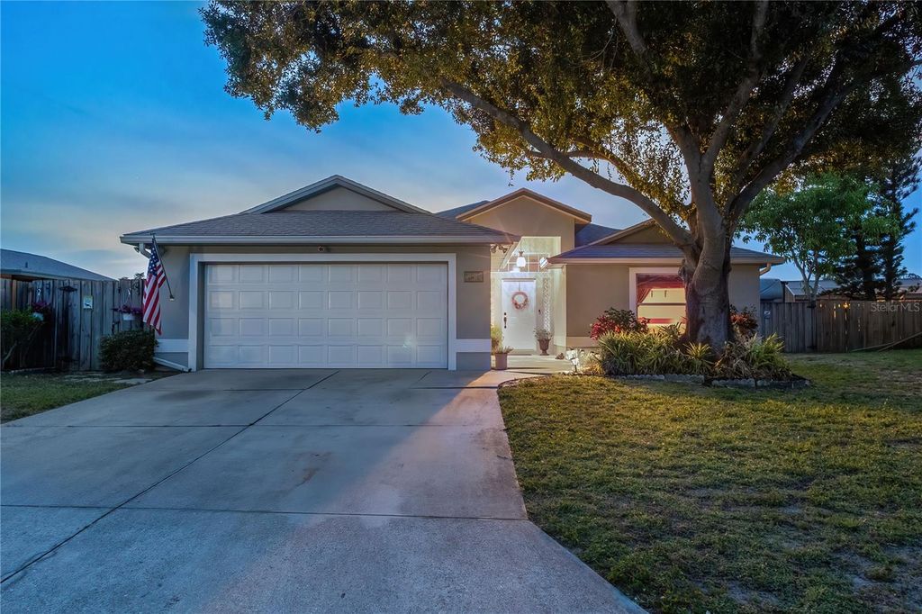 Photo of 4222 Lanai Drive, Sarasota, FL 34241 (MLS # A4653694)