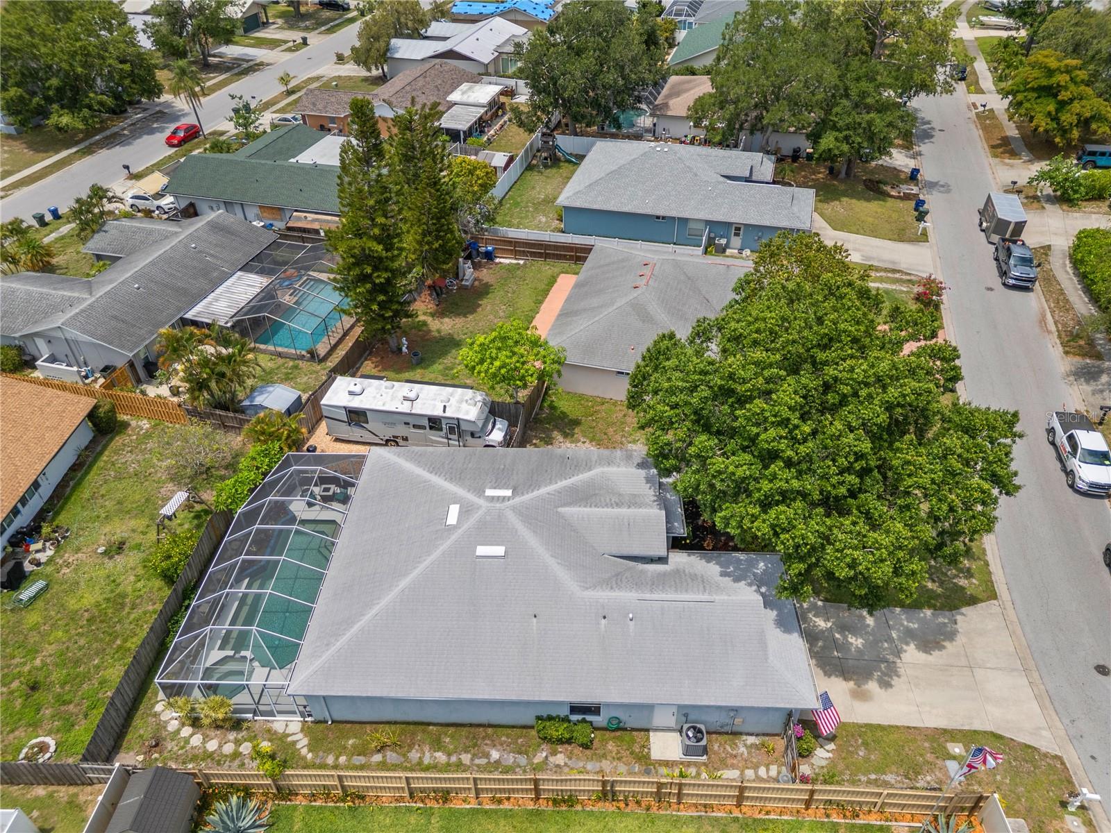 LAKE SARASOTA - Residential