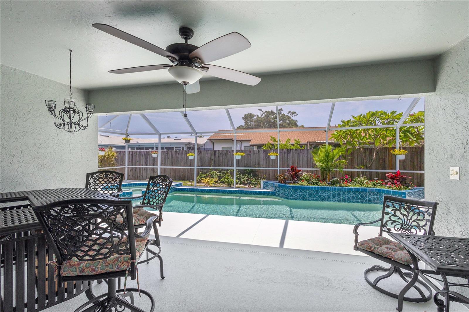 LAKE SARASOTA - Residential