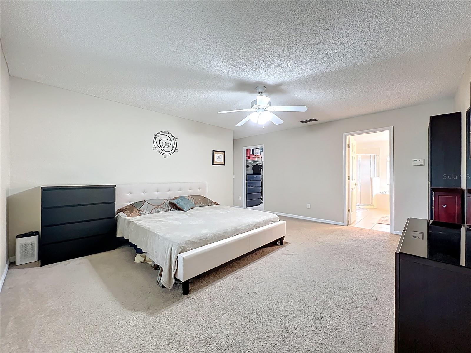CAMDEN CLUB - Residential