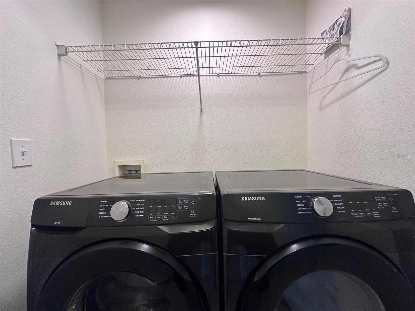 HARBOUR PLACE CITY HOMES A CON - Residential