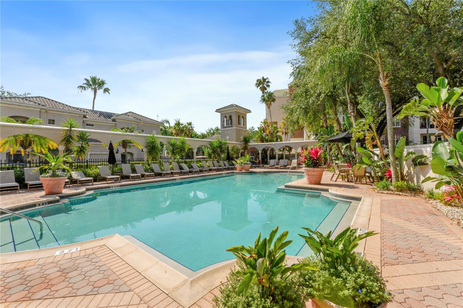 HARBOUR PLACE CITY HOMES A CON - Residential