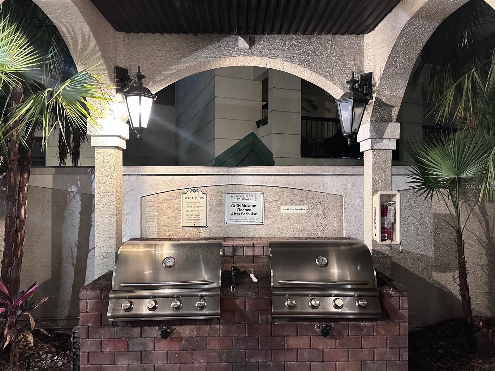 HARBOUR PLACE CITY HOMES A CON - Residential