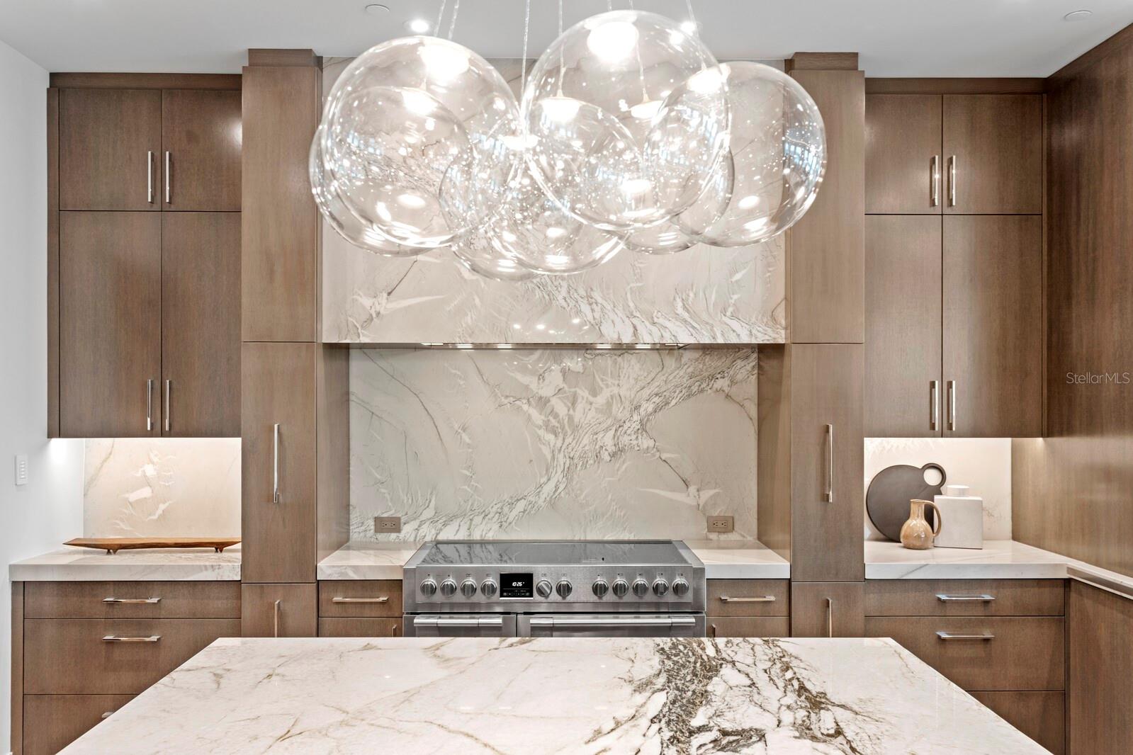 VINOY PLACE CONDO - Residential