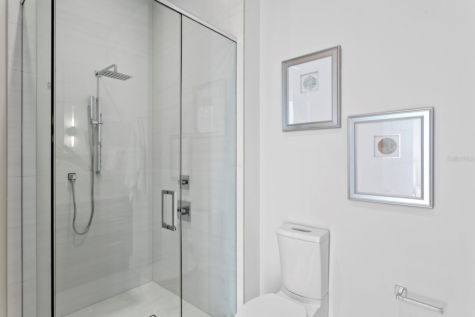 VINOY PLACE CONDO - Residential