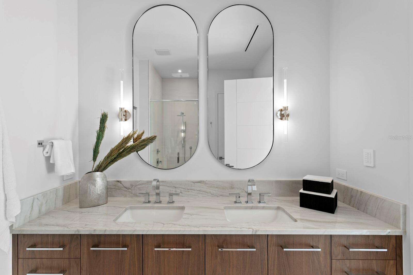 VINOY PLACE CONDO - Residential