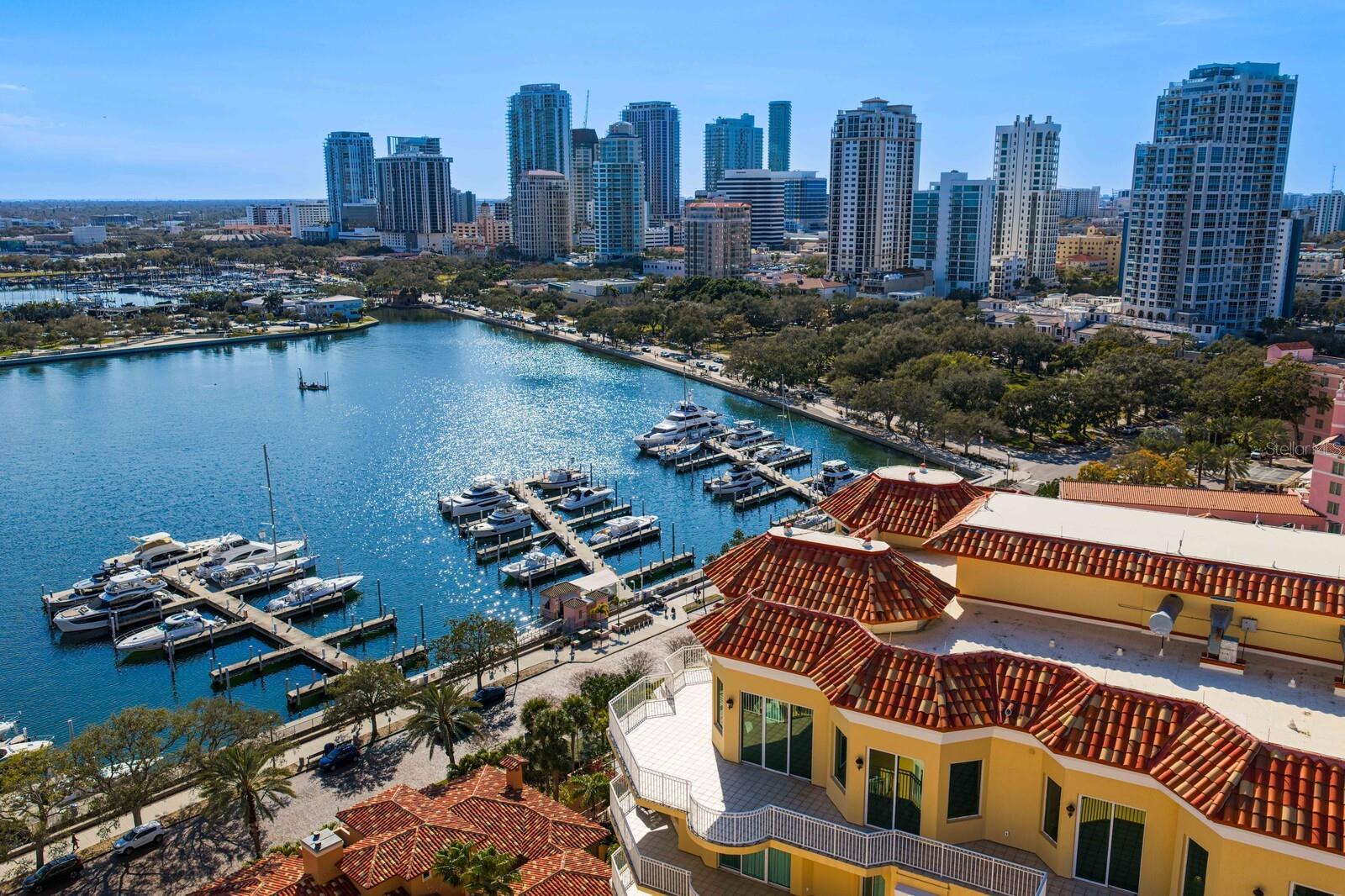 VINOY PLACE CONDO - Residential