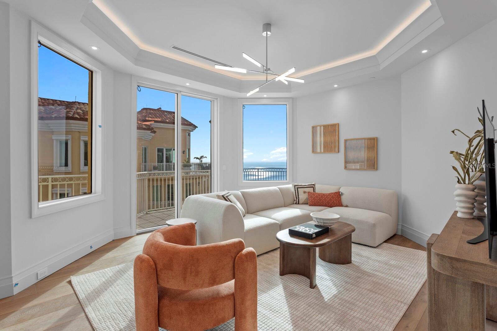 VINOY PLACE CONDO - Residential