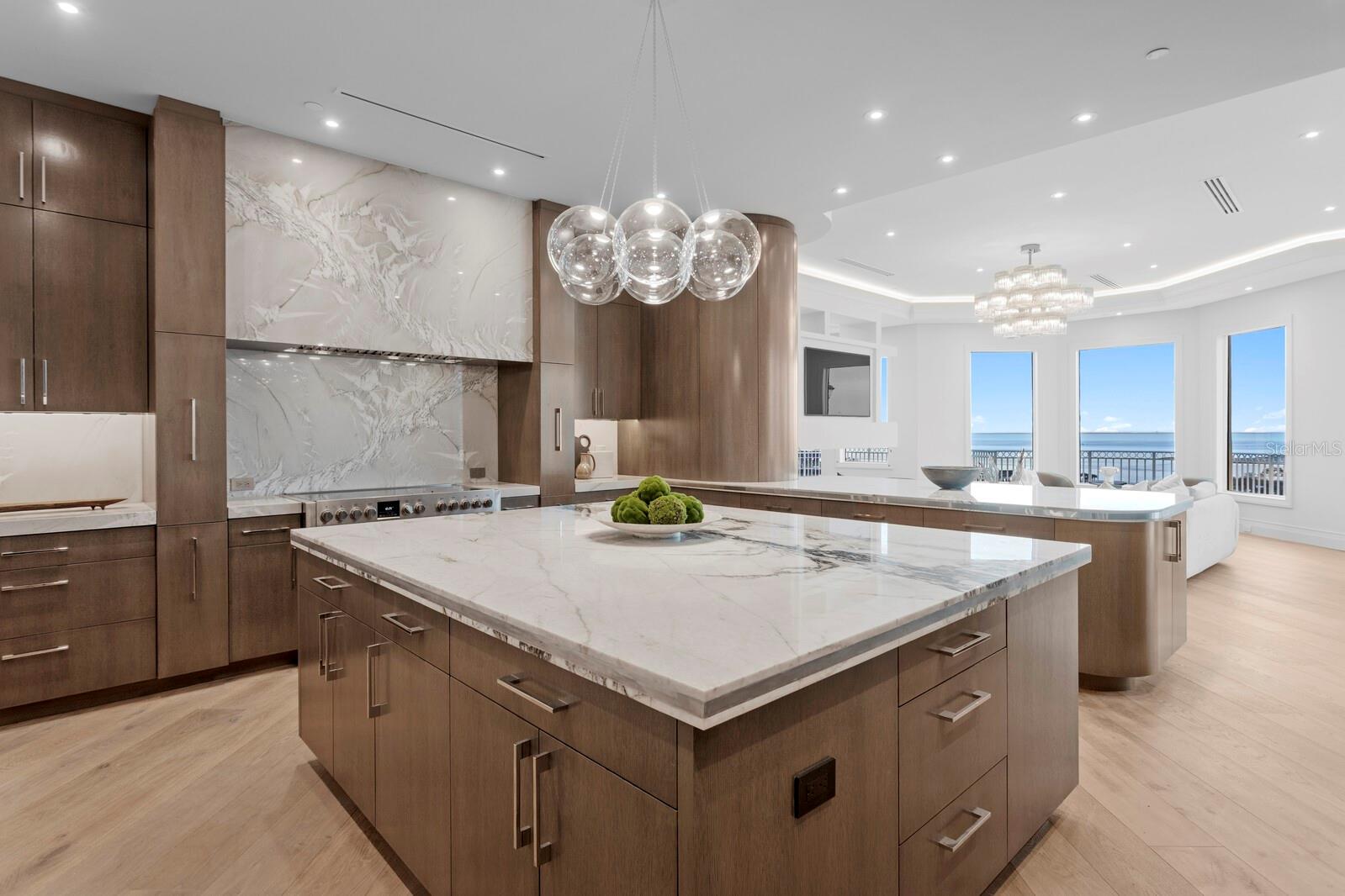 VINOY PLACE CONDO - Residential