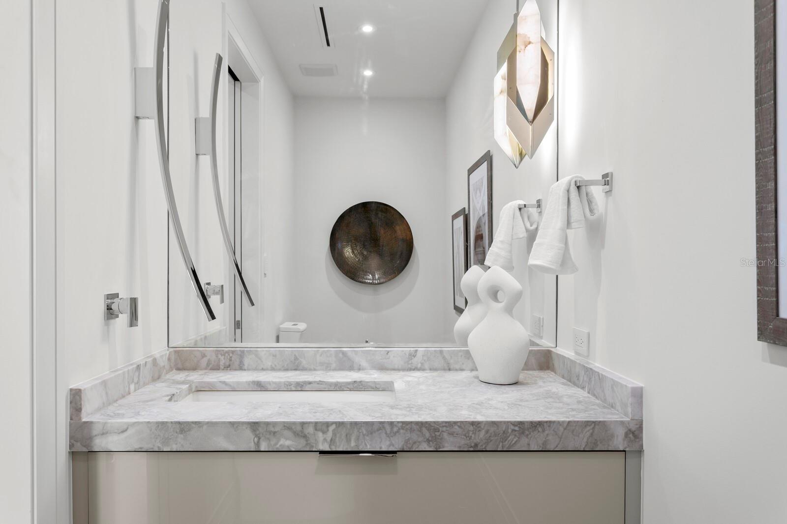 VINOY PLACE CONDO - Residential