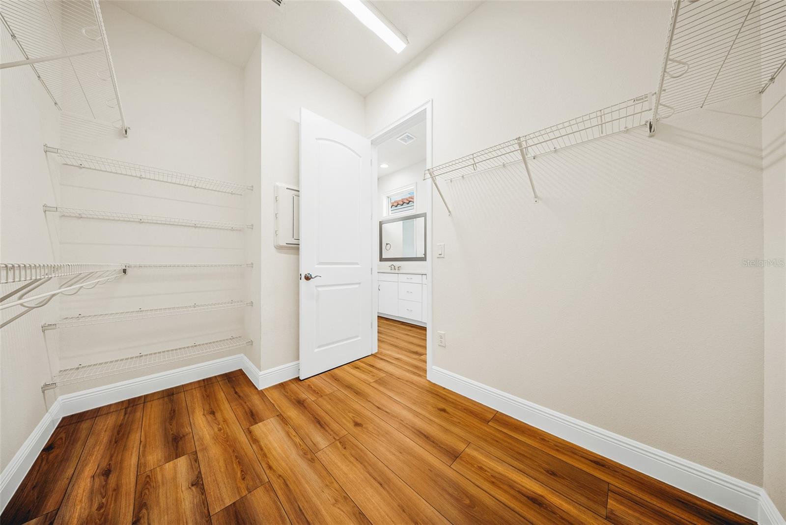 EAGLE CREEK - Residential