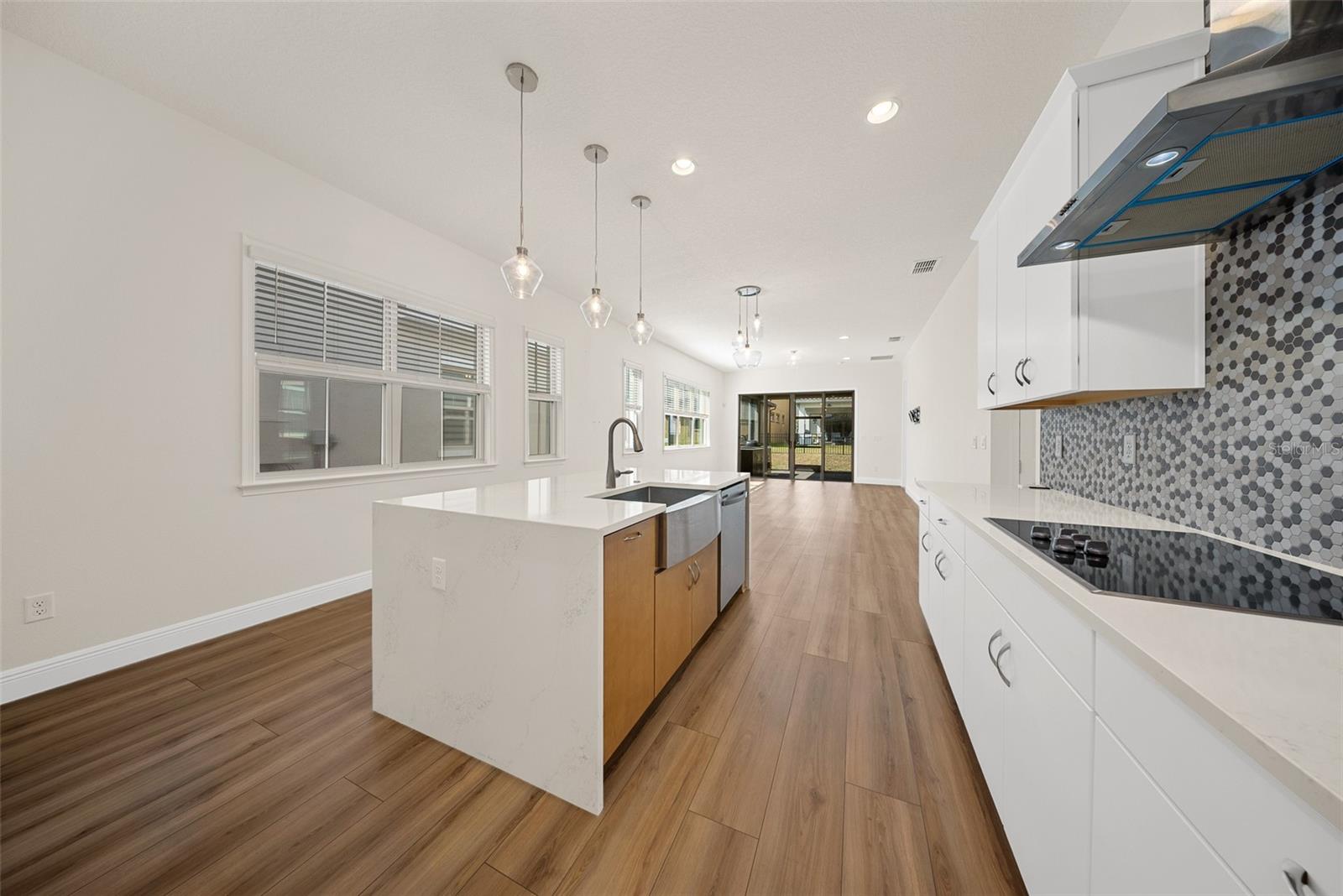 EAGLE CREEK - Residential