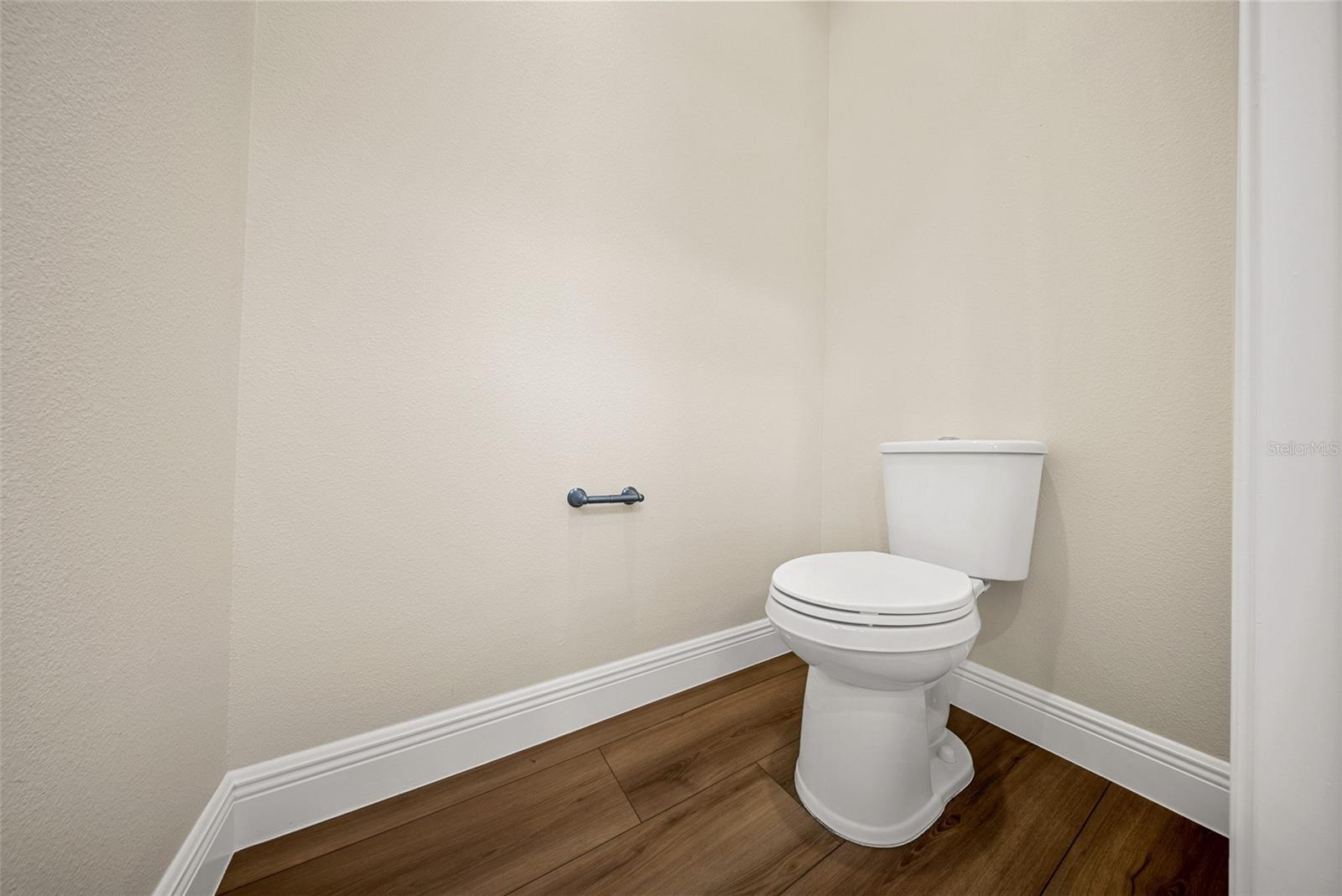 EAGLE CREEK - Residential