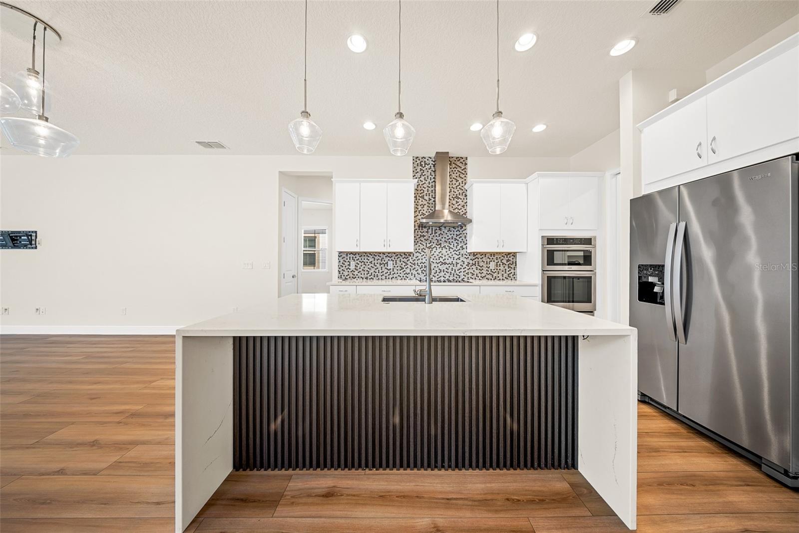 EAGLE CREEK - Residential