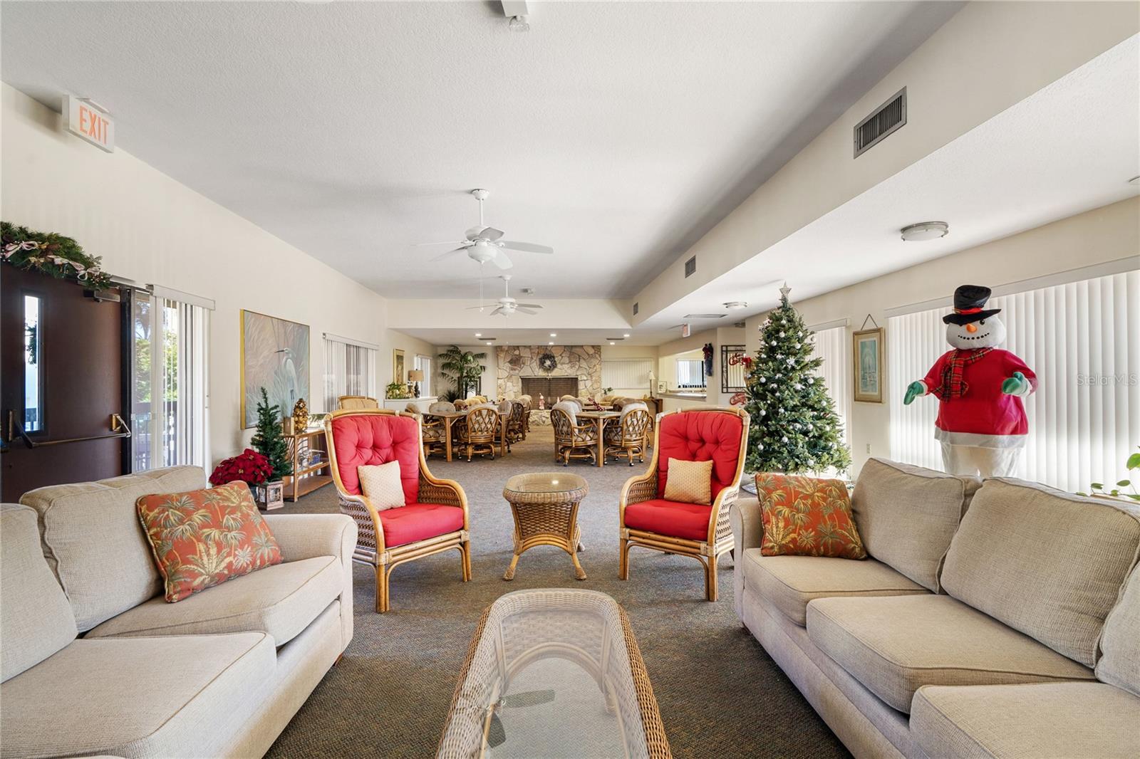 VILLAGE AT TIERRA VERDE CONDO - Residential