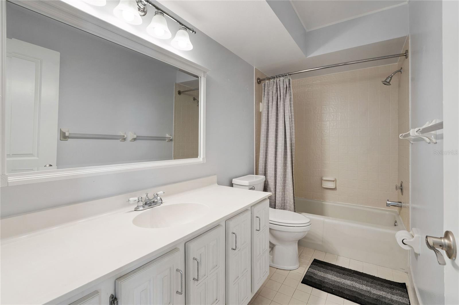 VILLAGE AT TIERRA VERDE CONDO - Residential