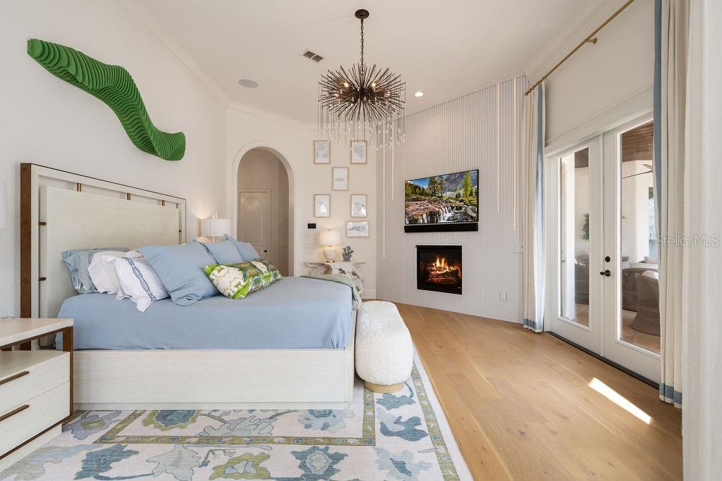 KEENES POINTE - Residential