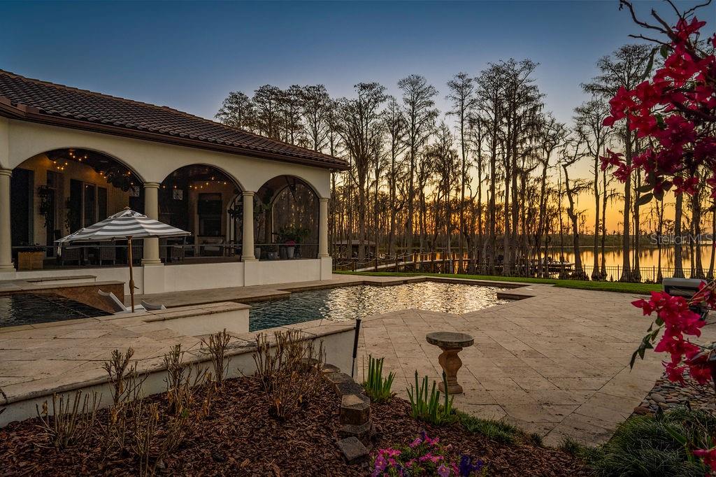 KEENES POINTE - Residential