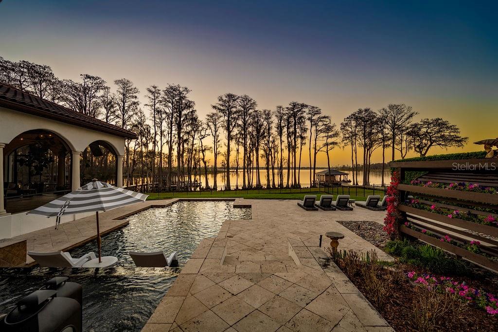 KEENES POINTE - Residential