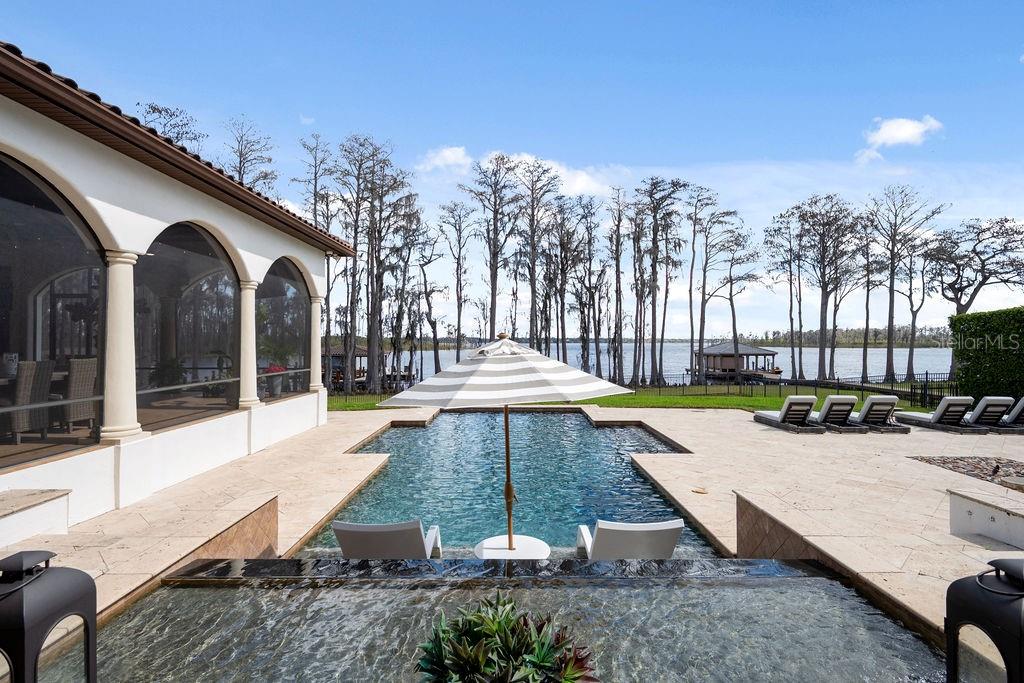 KEENES POINTE - Residential