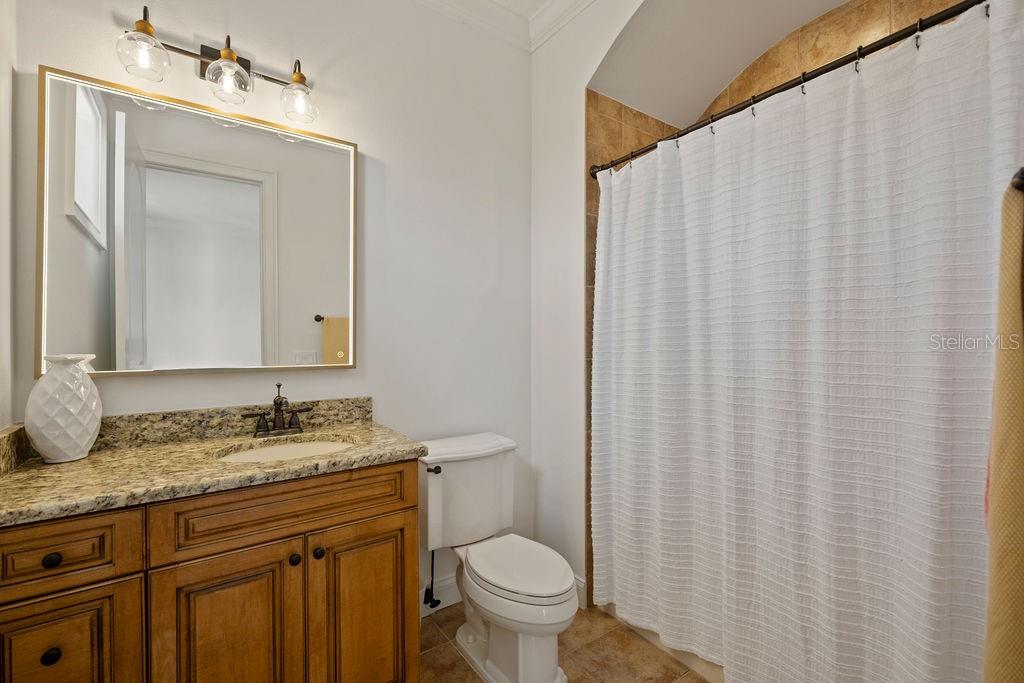 KEENES POINTE - Residential