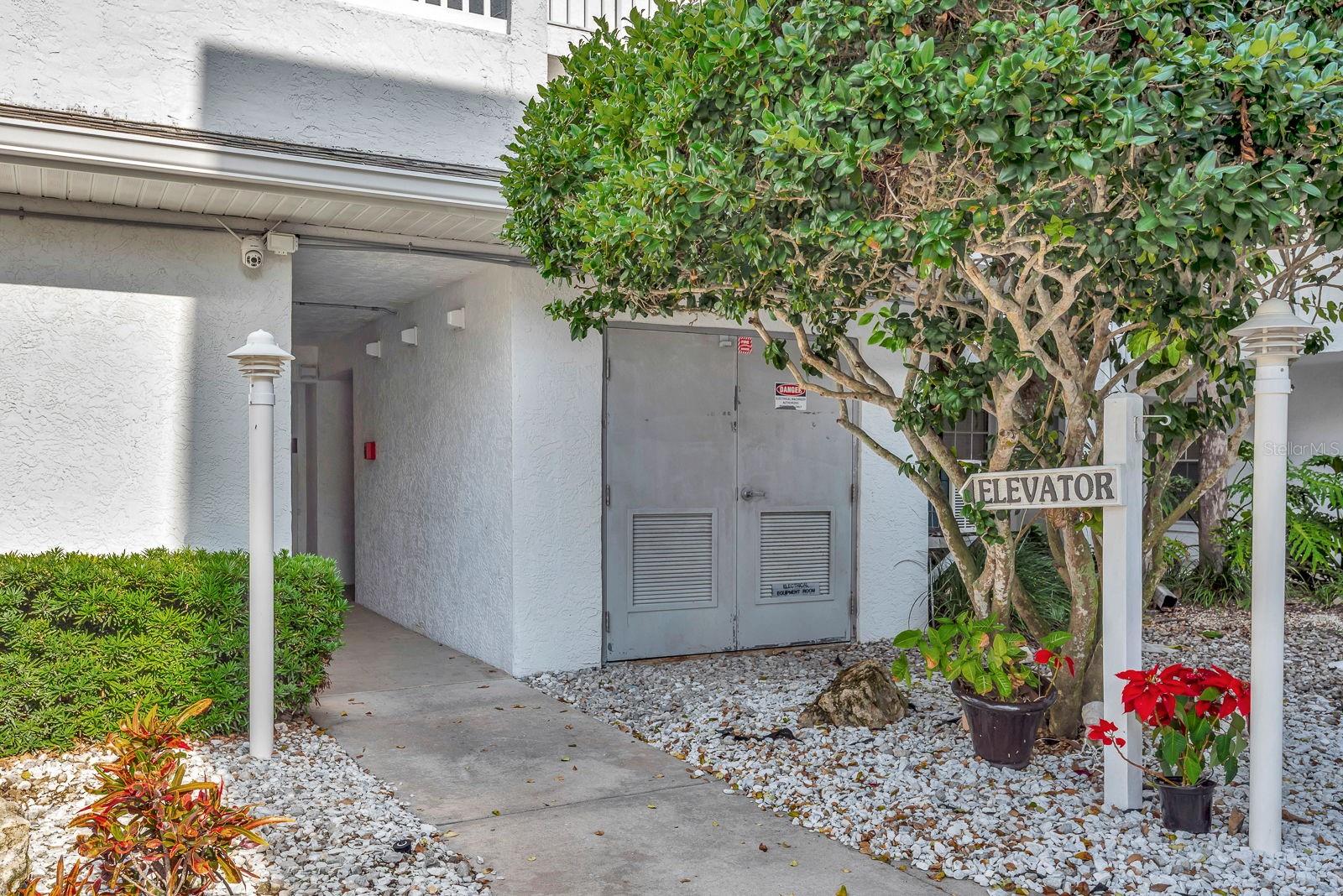 LANDMARK AT POINTE WEST I - Residential