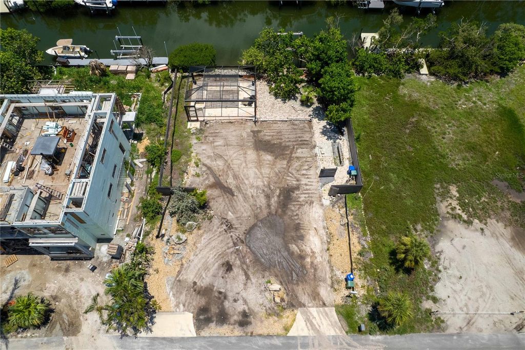 Photo of 640 Lyons Lane, Longboat Key, FL 34228 (MLS # A4657391)