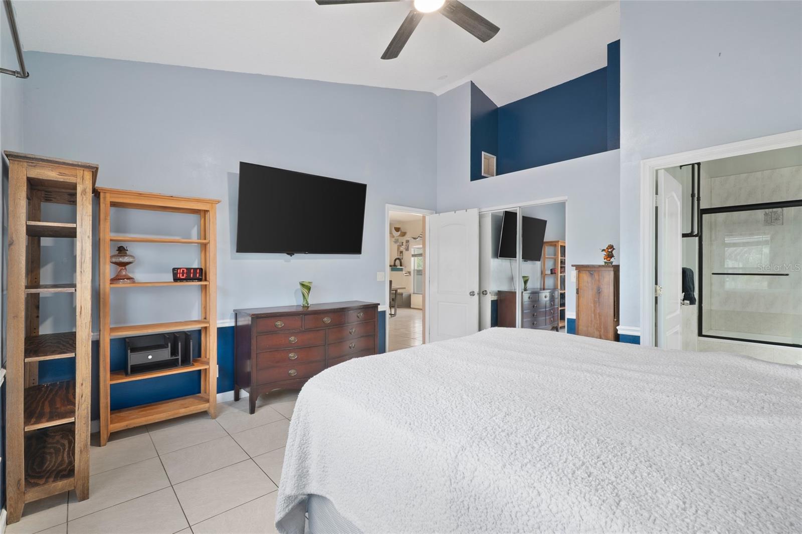 CONNERS GABLES - Residential