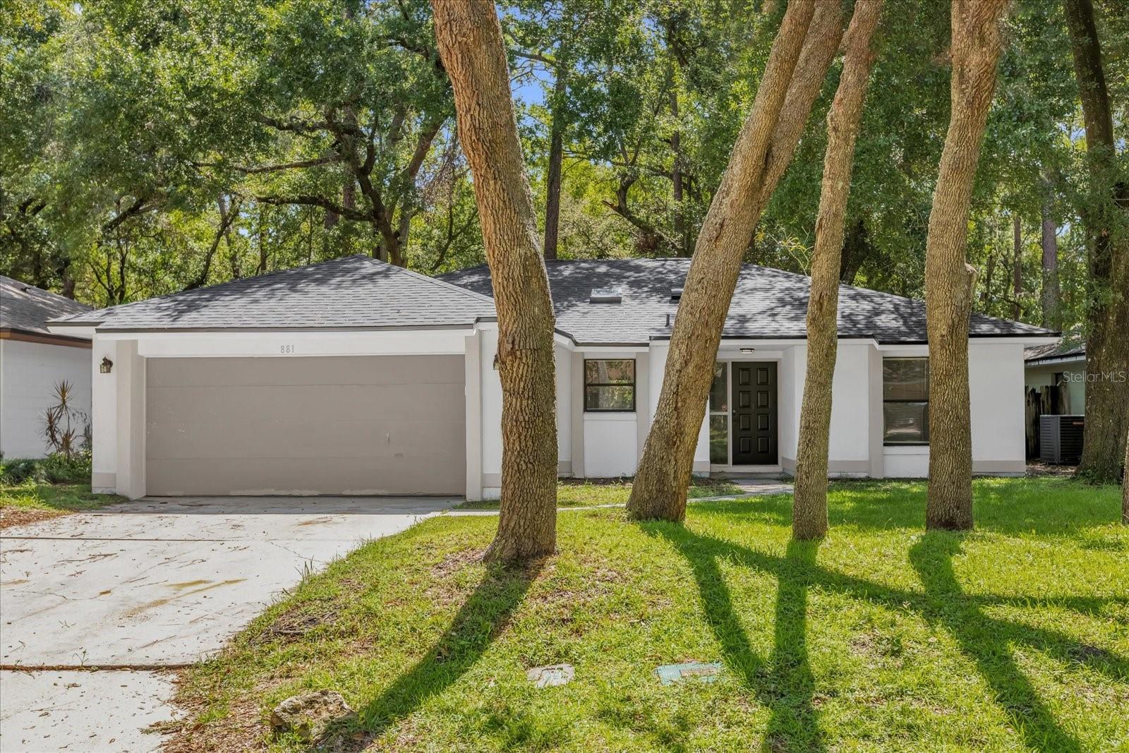 881 E TIMBERLAND TRAIL