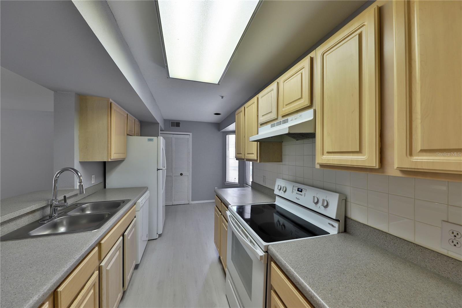 RESIDENCES AT SABAL POINT A CONDOMINIUM - Residential