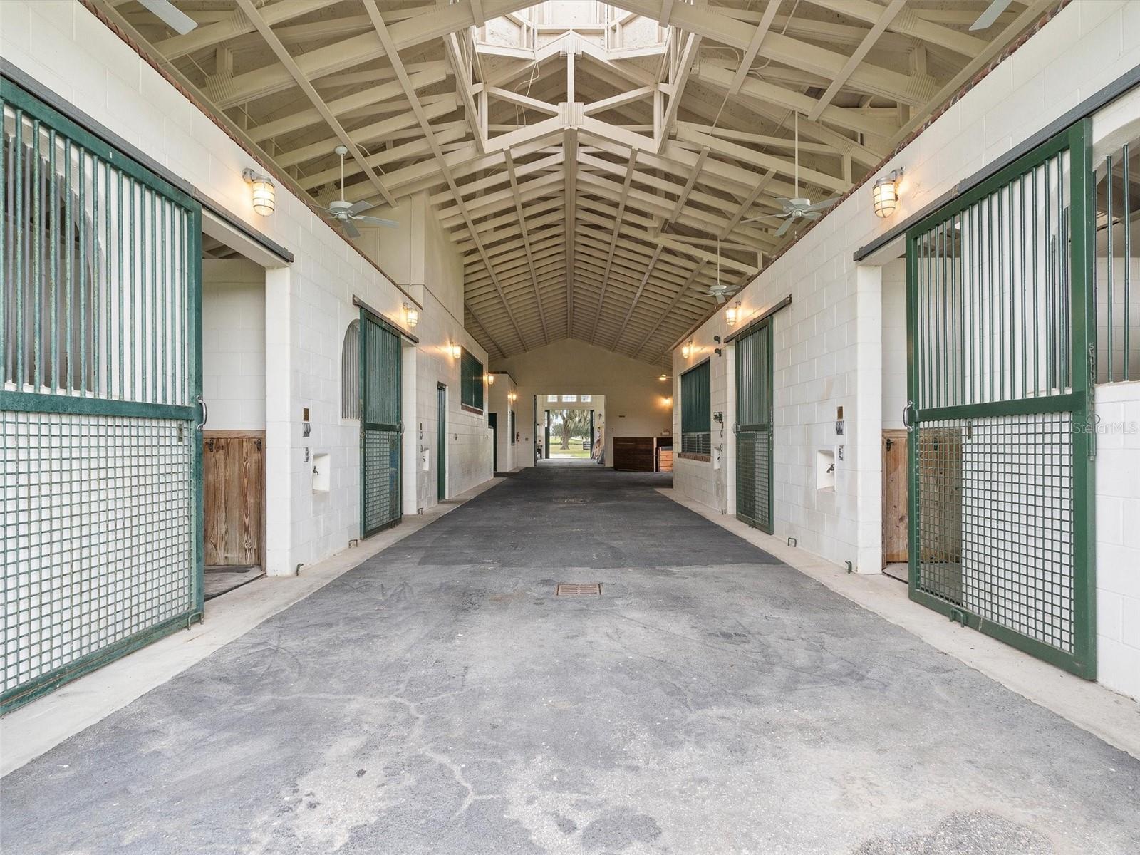 SILVERLEAF HILLS - Farm