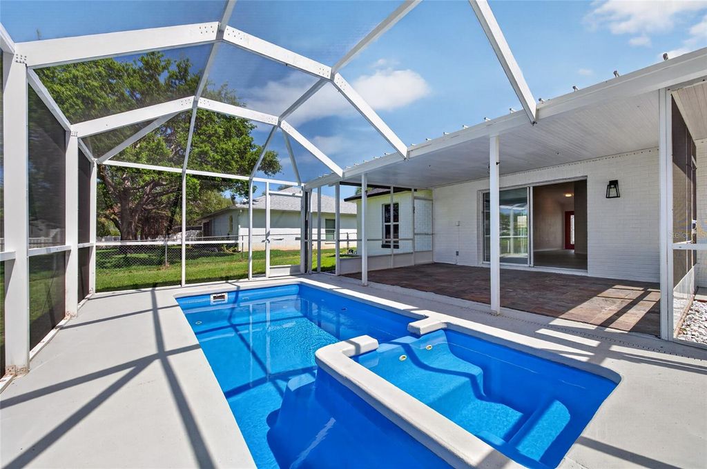 Photo of 6 Jib Drive, Daytona Beach, FL 32119 (MLS # V4948450)