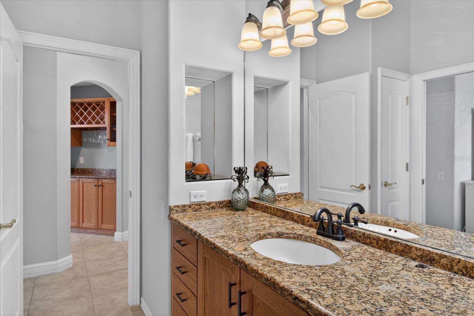 PRESIDENTS LANDING PH 5 - Residential