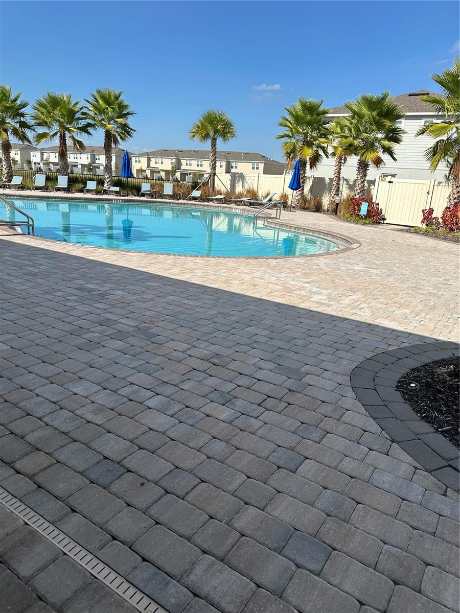 EDGESTONE NORTH AT ARTISAN LAKES - Residential