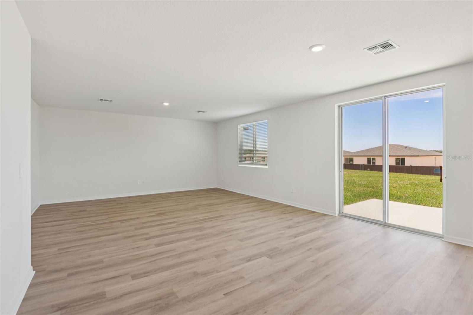 12581 HOMELAND DRIVE