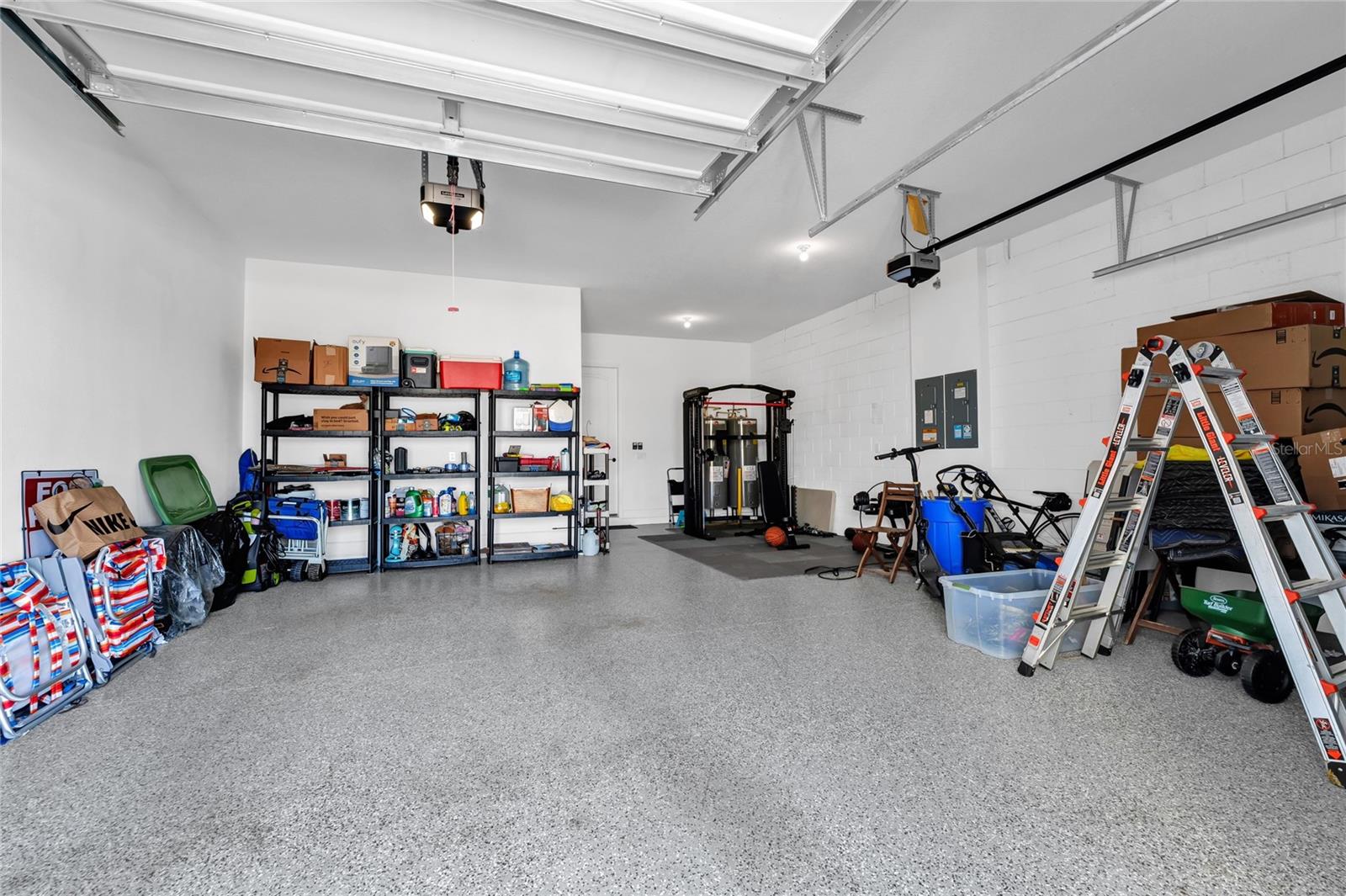 SILVERLEAF RESERVE/HAMLIN PH 2 - Residential Lease