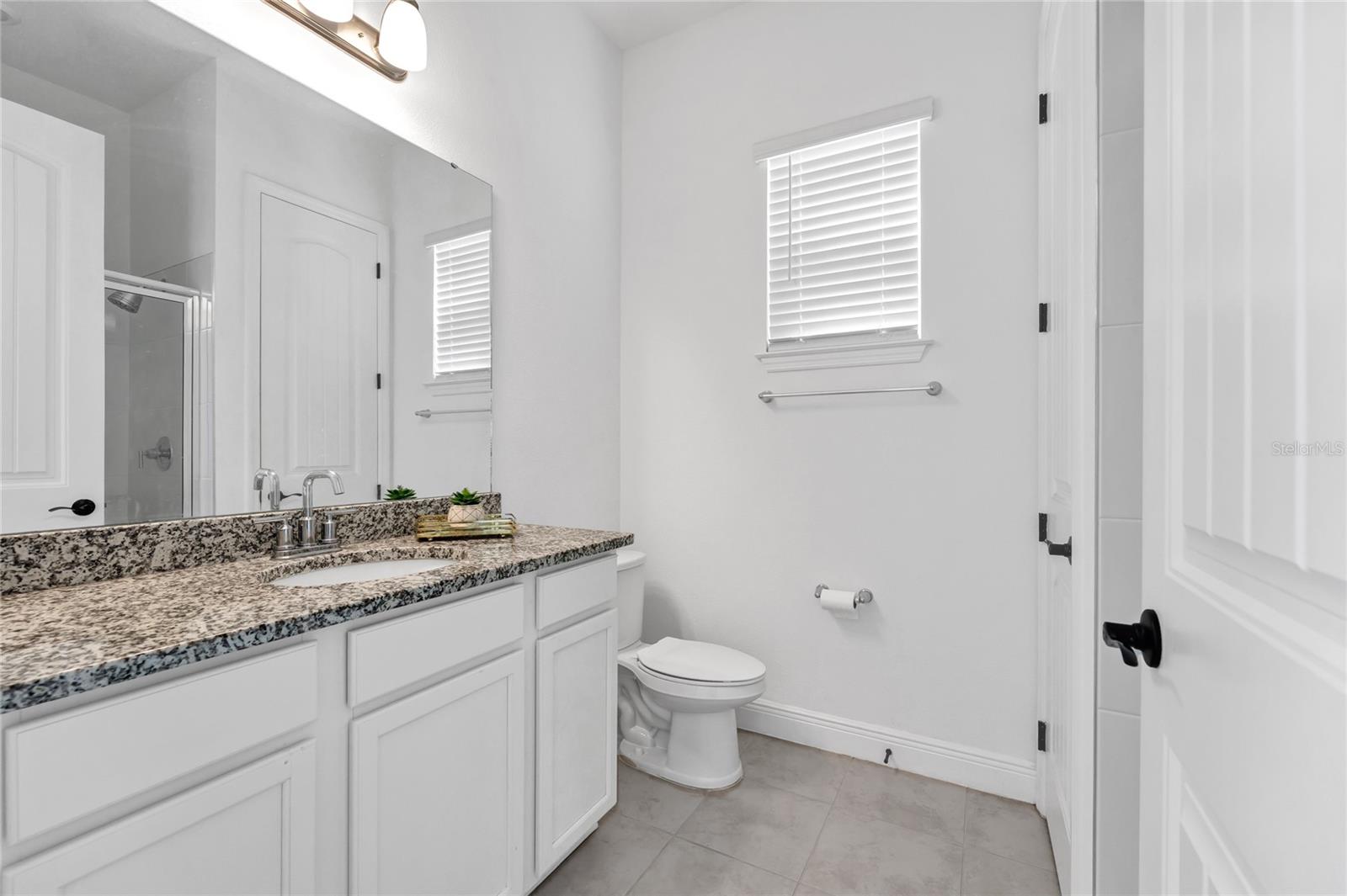 SILVERLEAF RESERVE/HAMLIN PH 2 - Residential Lease